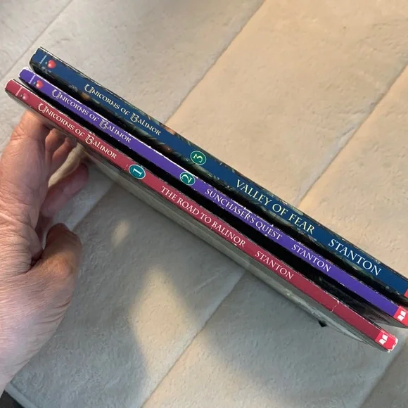 Unicorns of Balinor chapter books - Picture 5 of 10